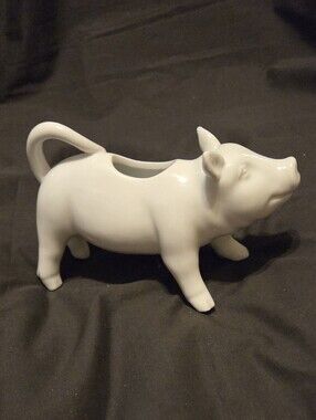 Vtg Farmhouse White Pig Creamer 6.5"